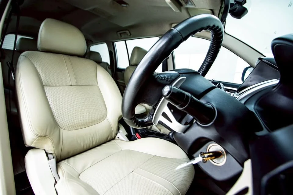 2012 Mitsubishi Pajero Sport II 2