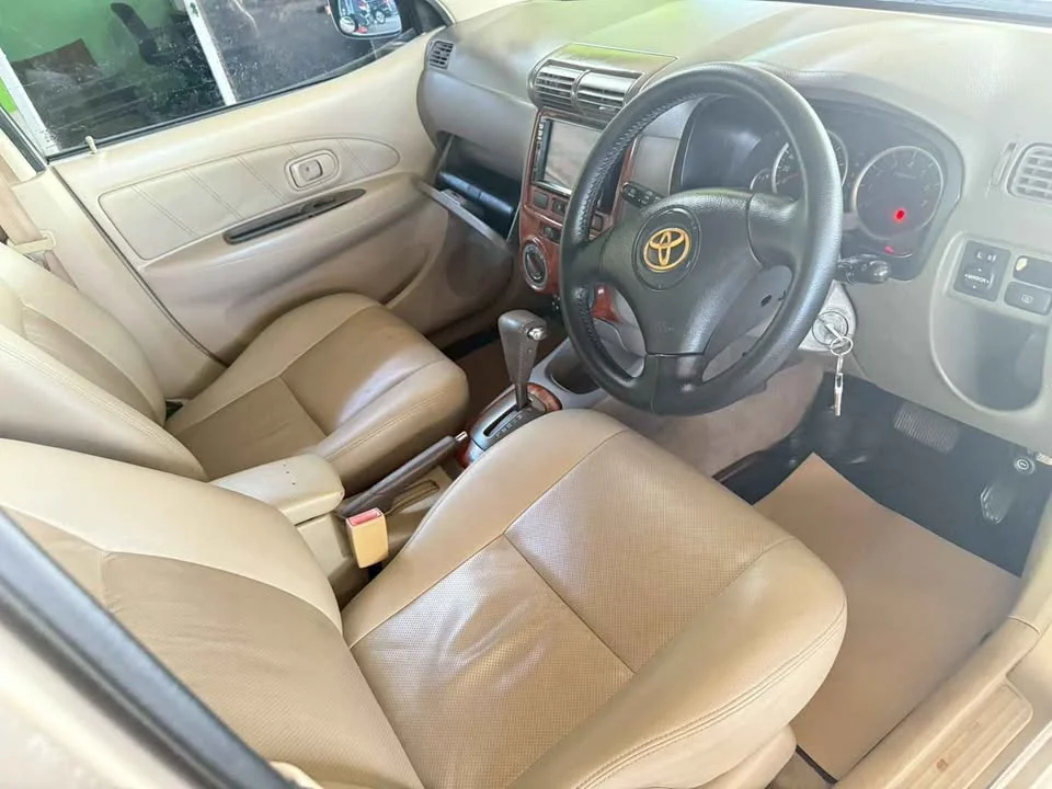 2008 Toyota Avanza I 3