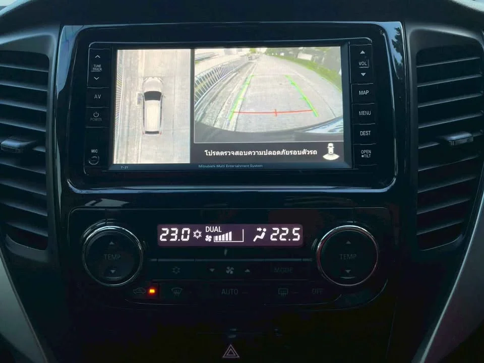 2016 Mitsubishi Pajero Sport III 2