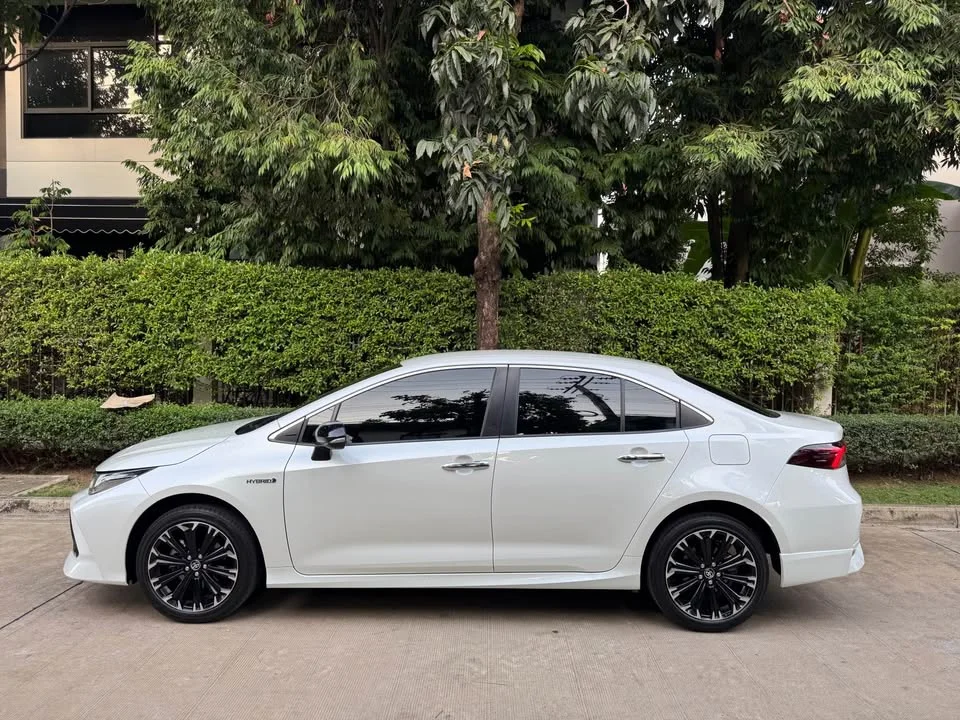 2022 Toyota Corolla Altis XII (E210) 2