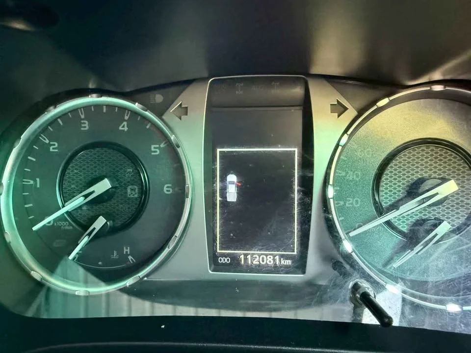 2021 Toyota Hilux VIII 2