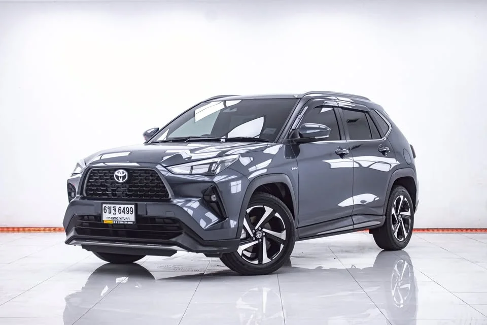 2025 Toyota Yaris Cross AC200 2