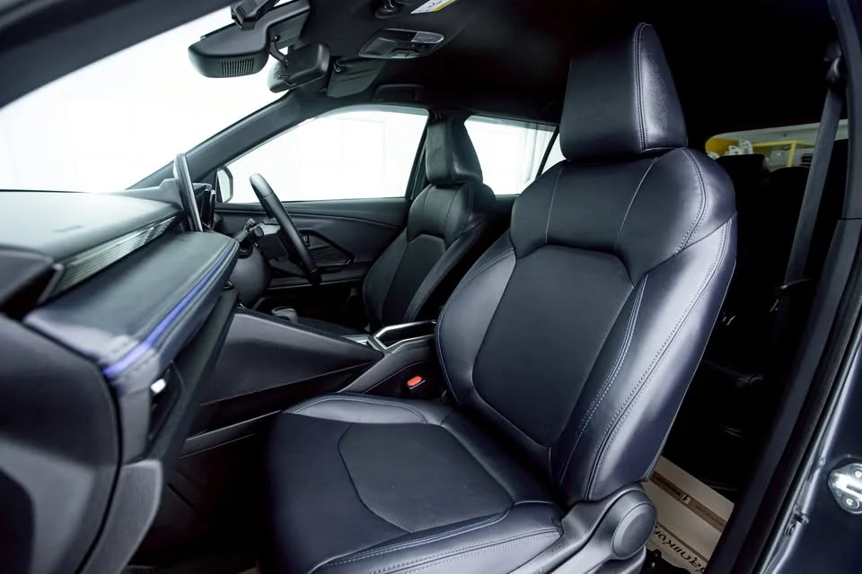 2025 Toyota Yaris Cross AC200 3