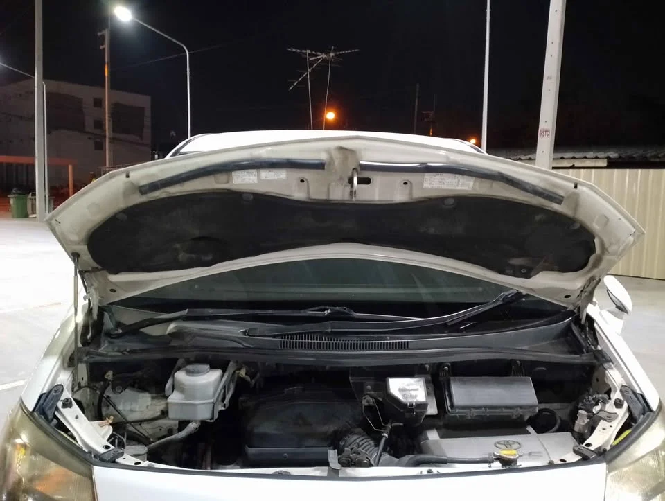 2005 Toyota Alphard, Vellfire I (AH10) 2
