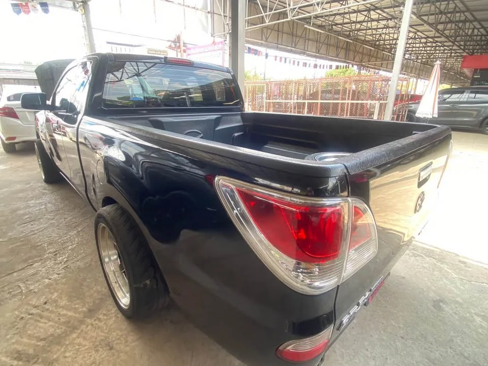 2014 Mazda BT-Series II 3