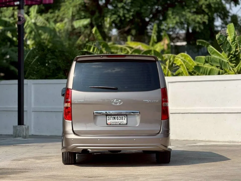 2013 Hyundai H-1 II 3