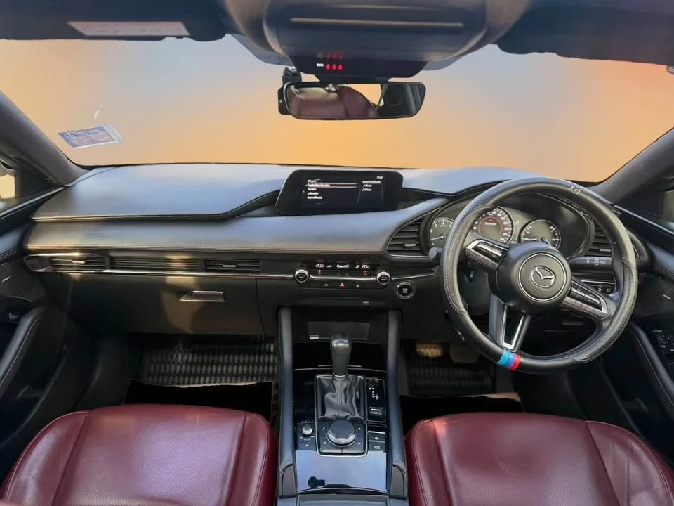 2022 Mazda 3 IV 2