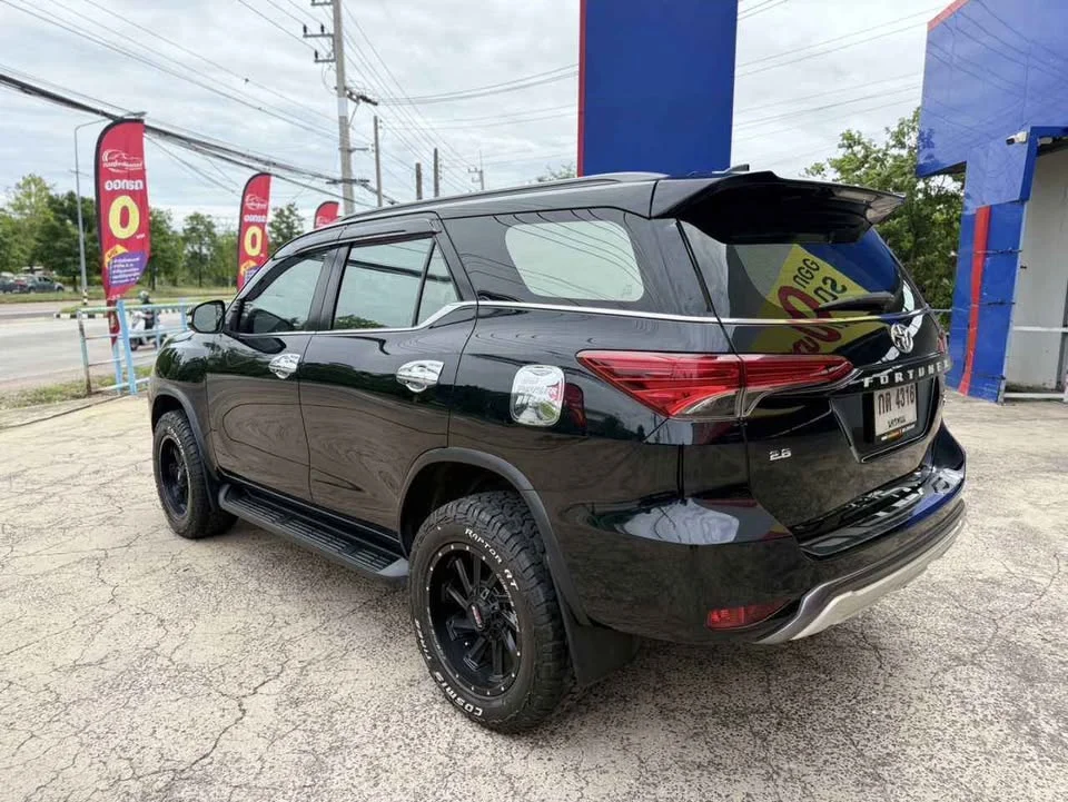 2017 Toyota Fortuner II 2