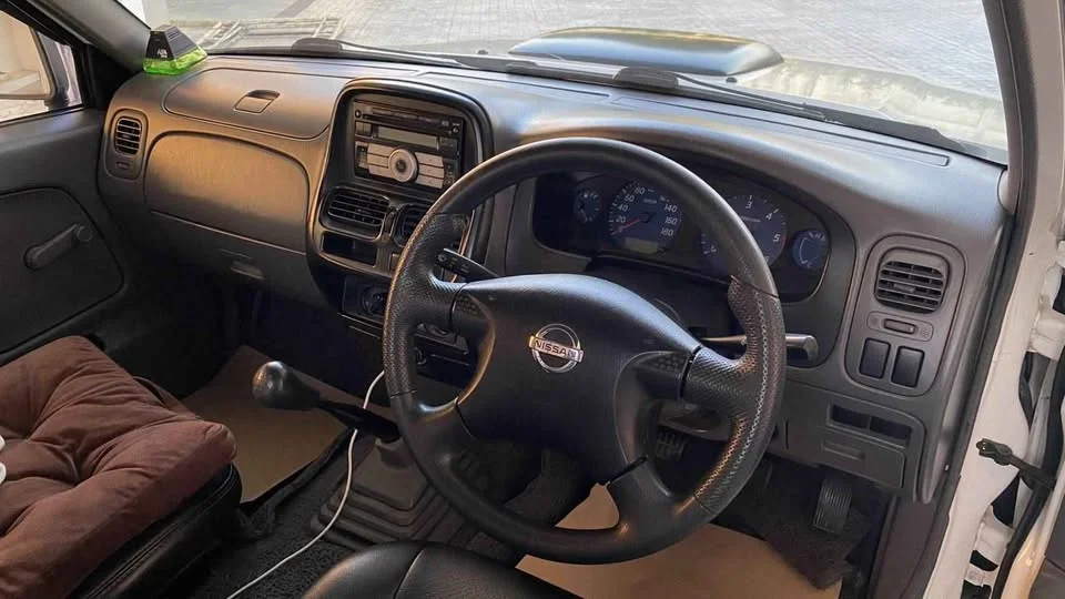 2010 Nissan Frontier I 3