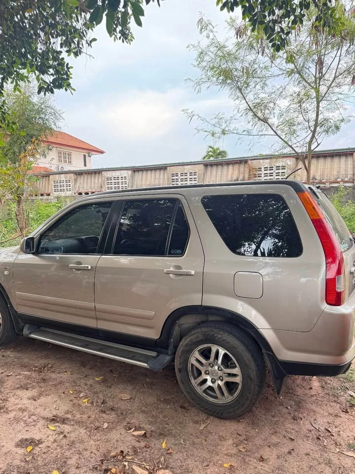 2002 Honda CR-V II 2