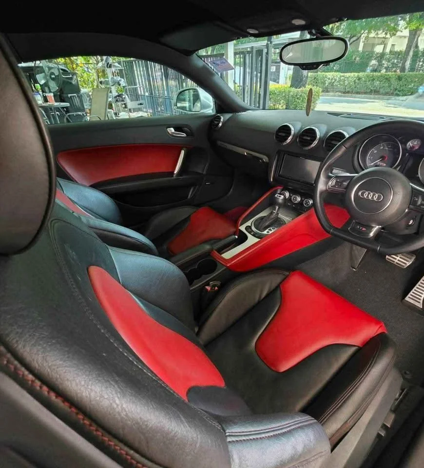 2010 Audi TT Mk2 2