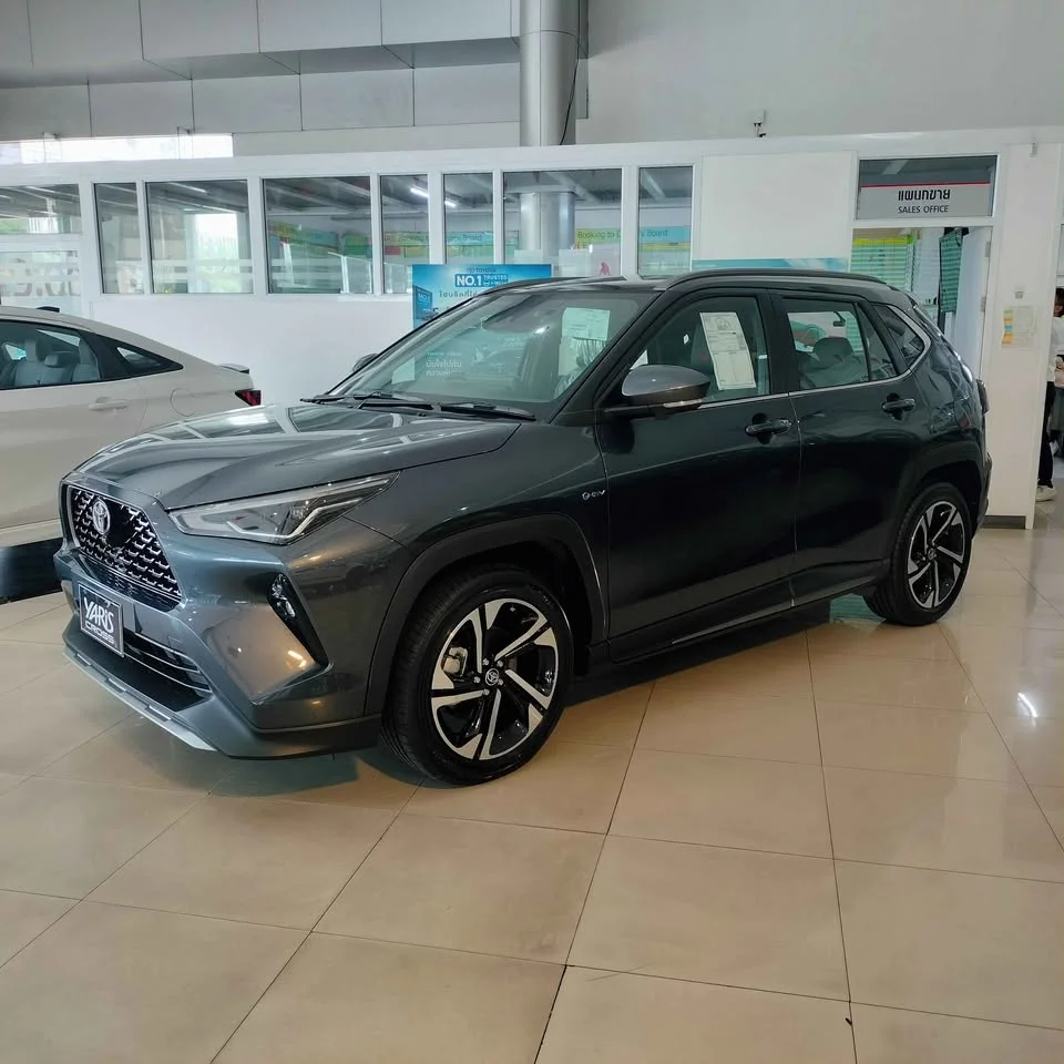2026 Toyota Yaris Cross AC200 3