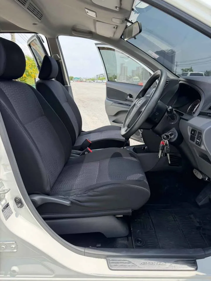 2012 Toyota Avanza II 2