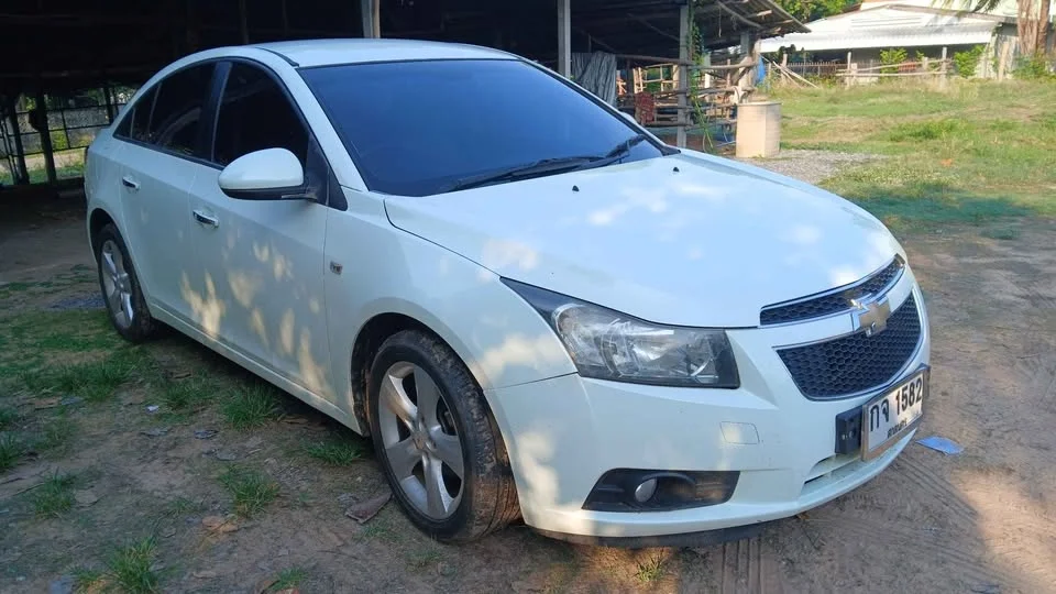 2027 Chevrolet Cruze I 2