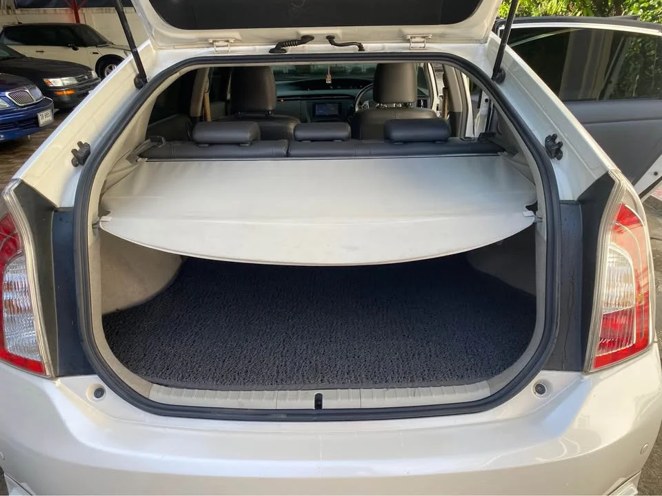 2011 Toyota Prius III 3