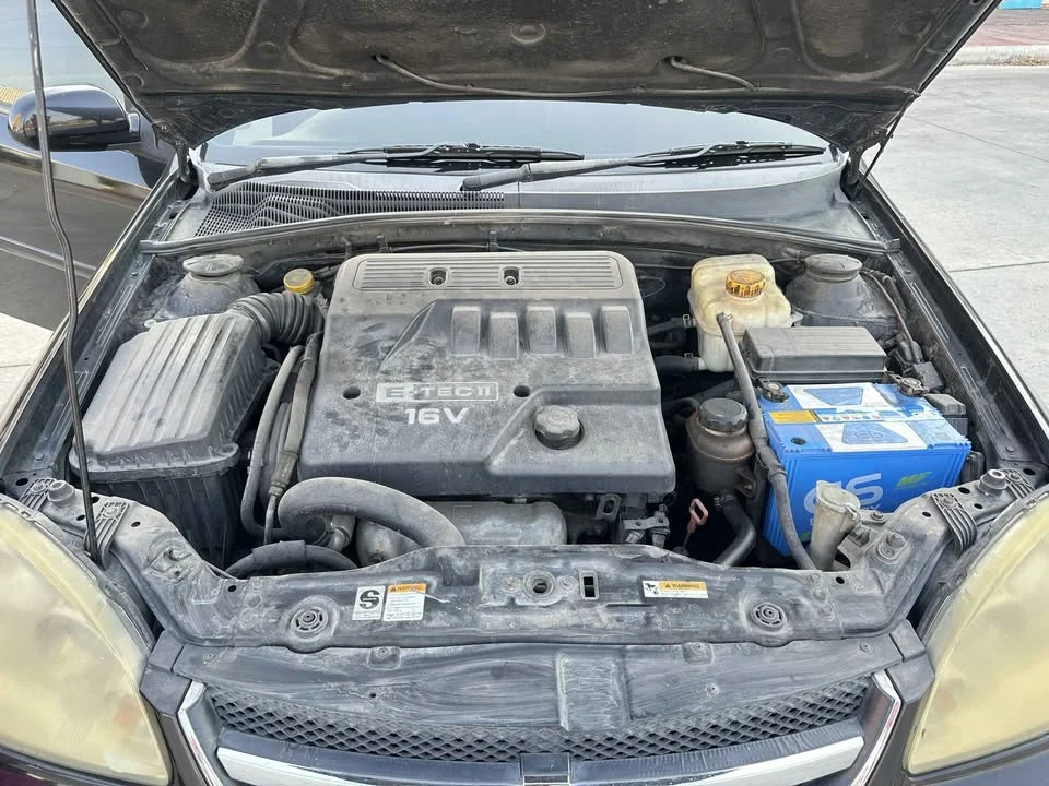 2005 Chevrolet Optra 3