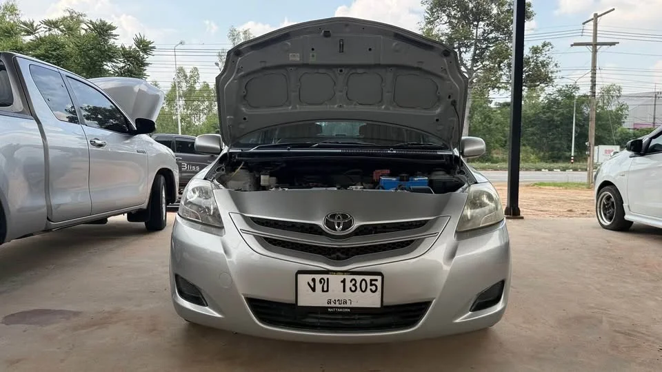 2010 Toyota Vios II 3