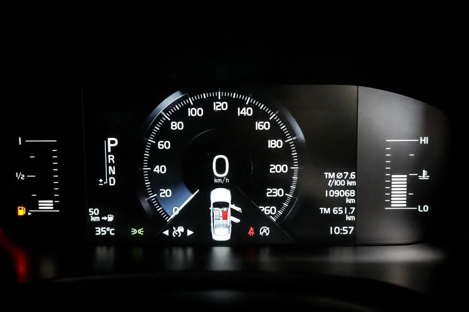 2017 Volvo S90 II 2