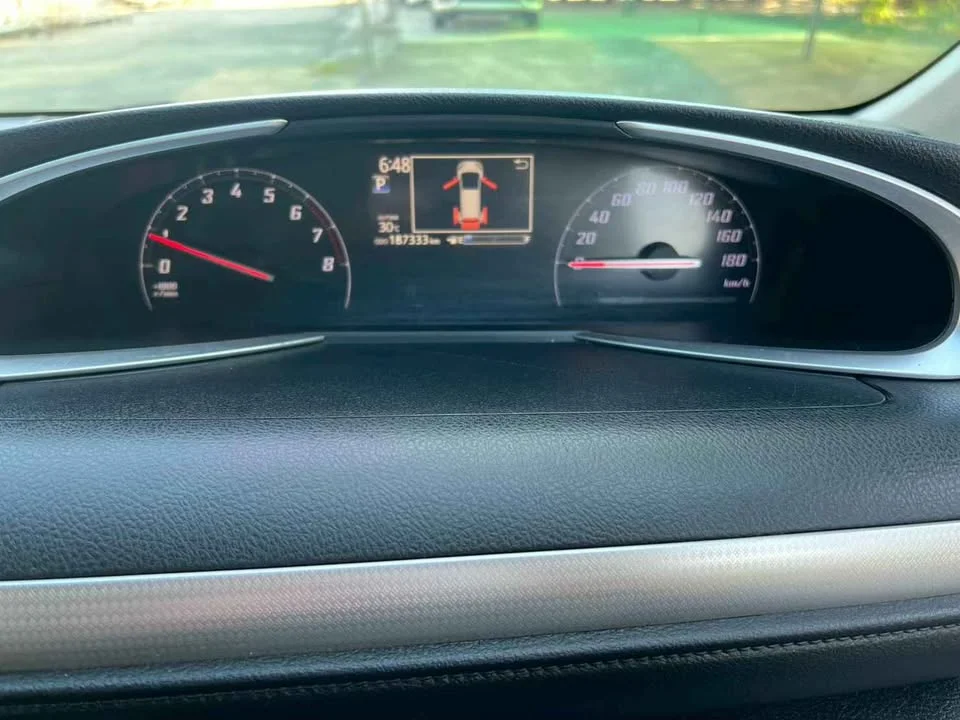 2018 Toyota Sienta II 3