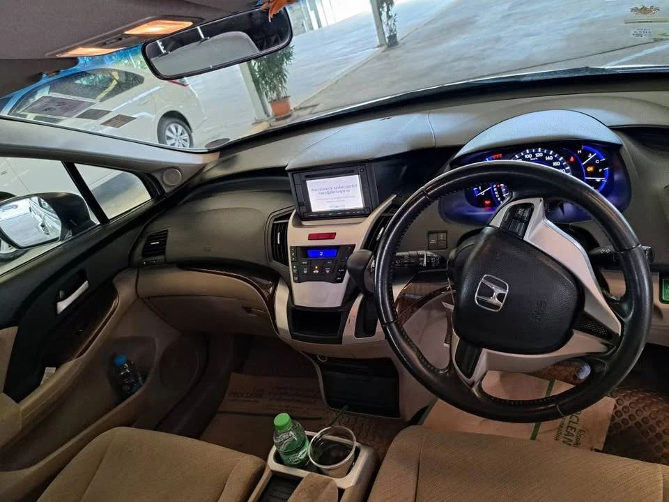 2012 Honda Odyssey IV 3