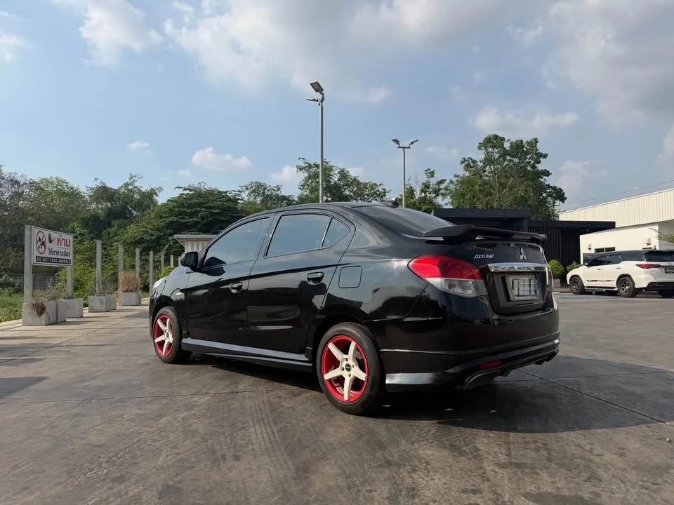 2014 Mitsubishi Attrage VI 2