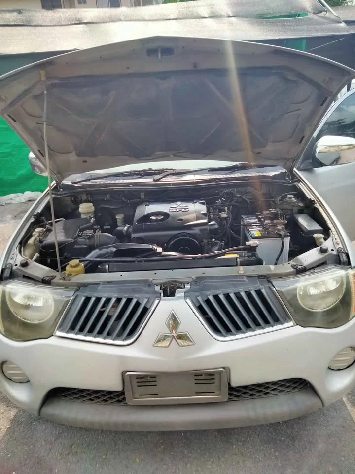 2008 Mitsubishi Triton IV 3
