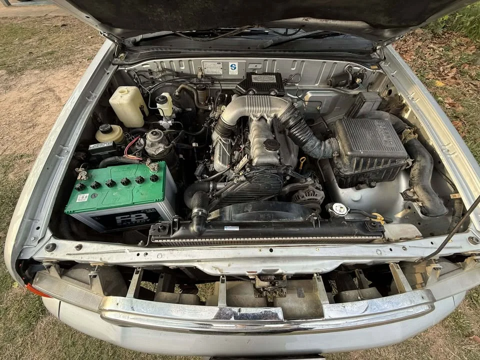 2003 Mazda 2500 Fighter V 2