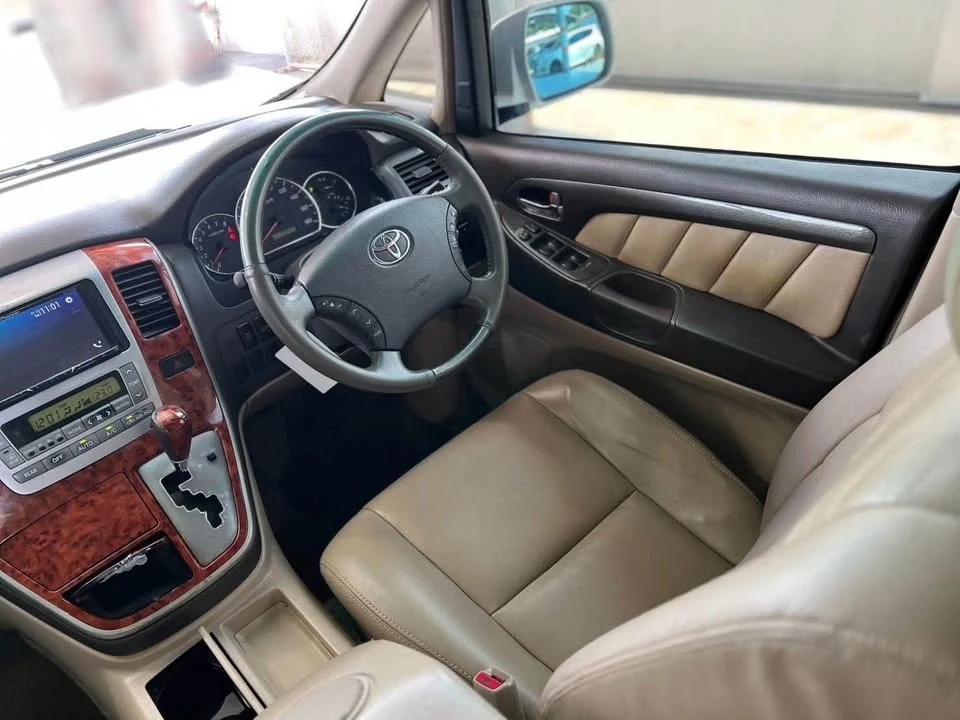 2008 Toyota Alphard, Vellfire I (AH10) 3