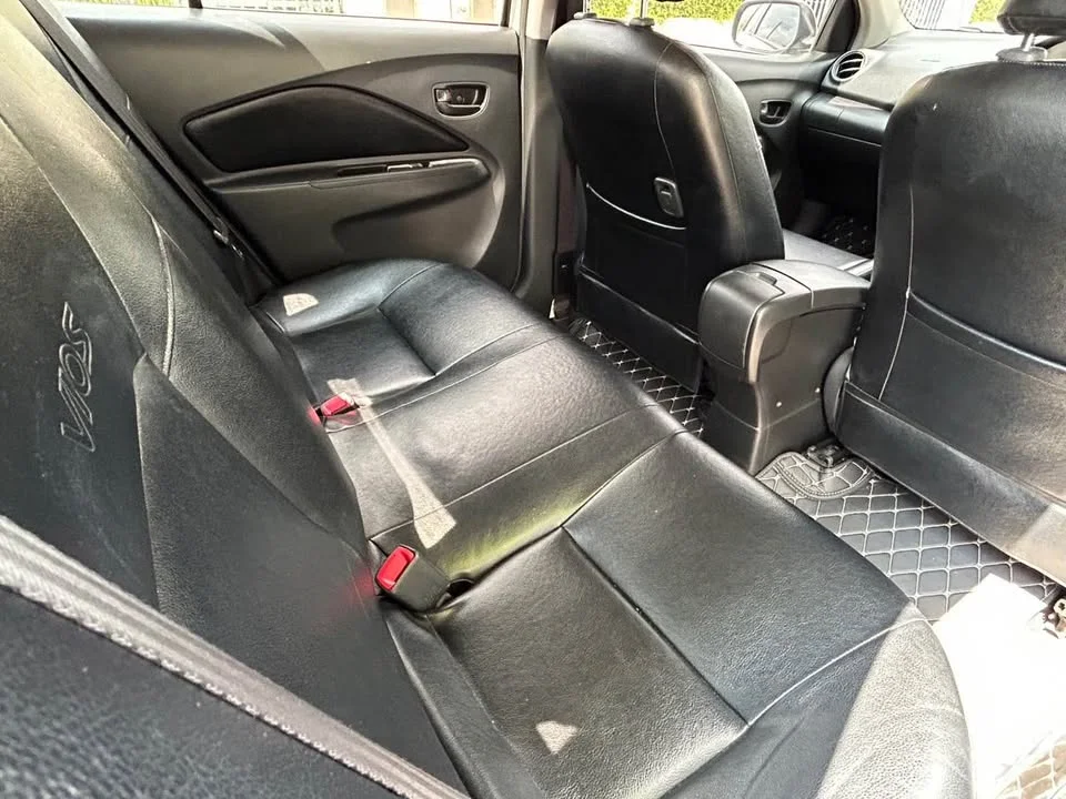 2010 Toyota Vios II 3