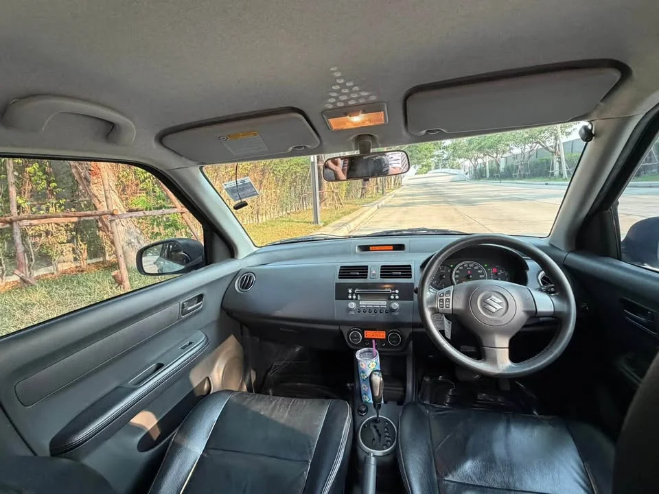 2010 Suzuki Swift I 3