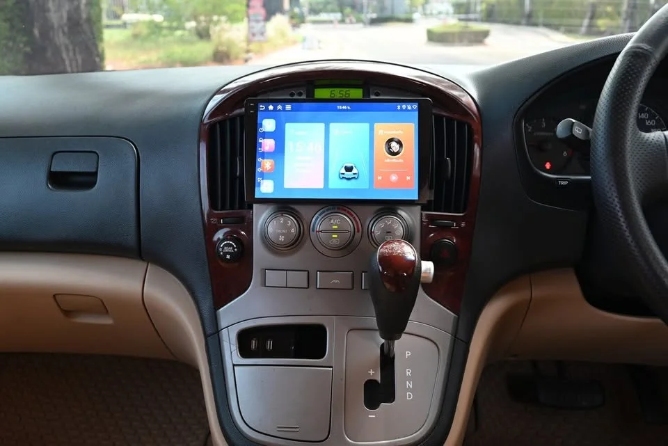 2012 Hyundai H-1 II 2