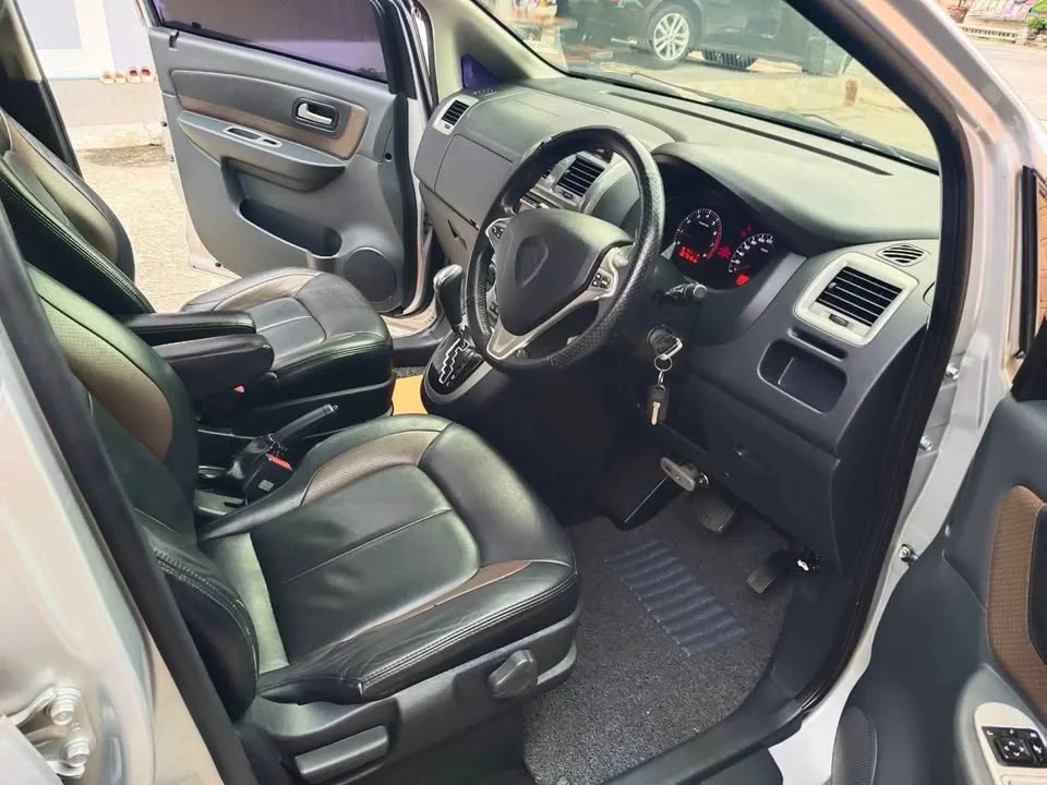 2012 Proton Exora 2