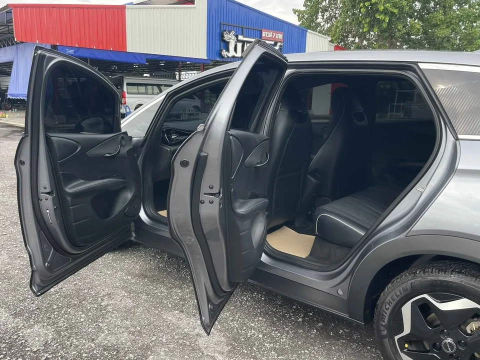 2024 BYD Dolphin 3