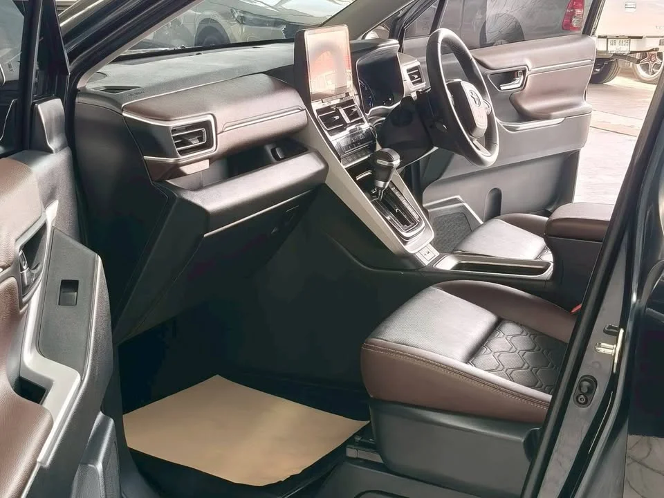 2024 Toyota Innova III 3