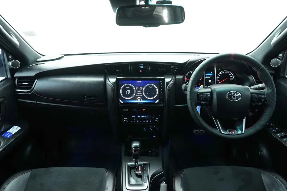 2022 Toyota Fortuner II 3