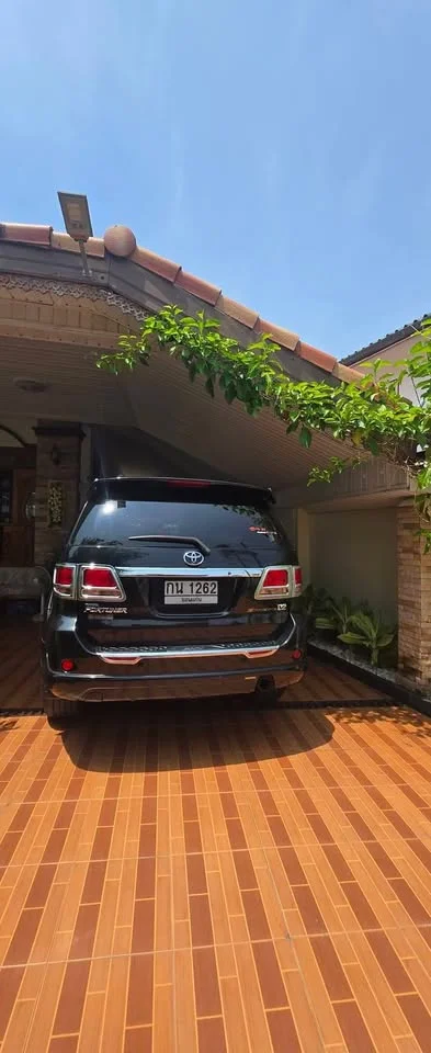 2008 Toyota Fortuner I 3