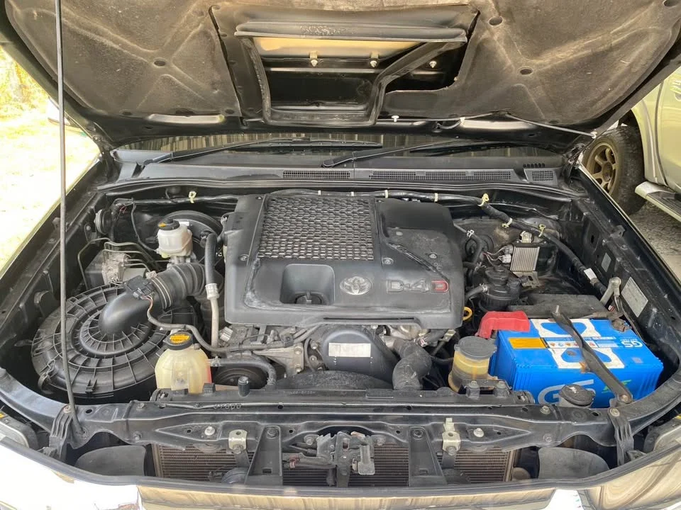 2013 Toyota Fortuner I 3