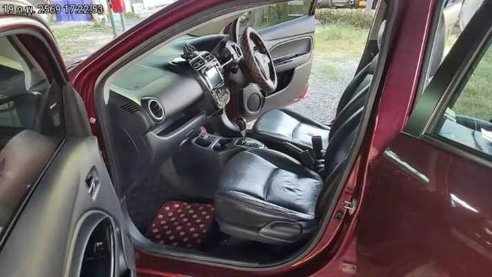2017 Mitsubishi Attrage VI 3