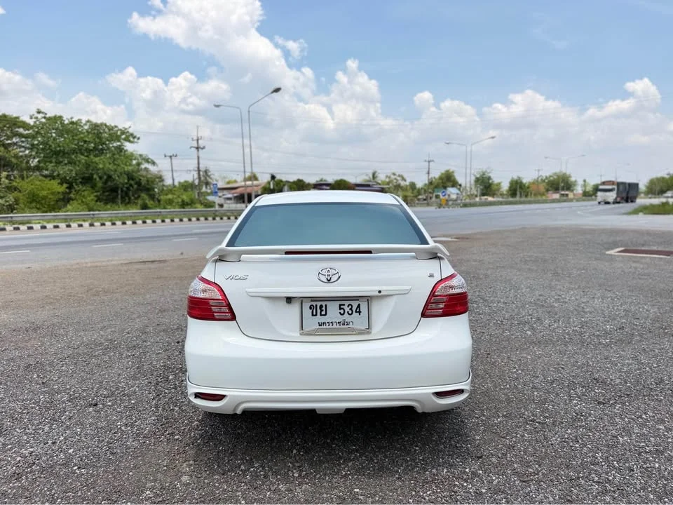 2010 Toyota Vios II 2