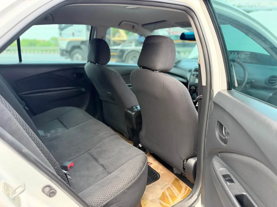 2010 Toyota Vios II 3