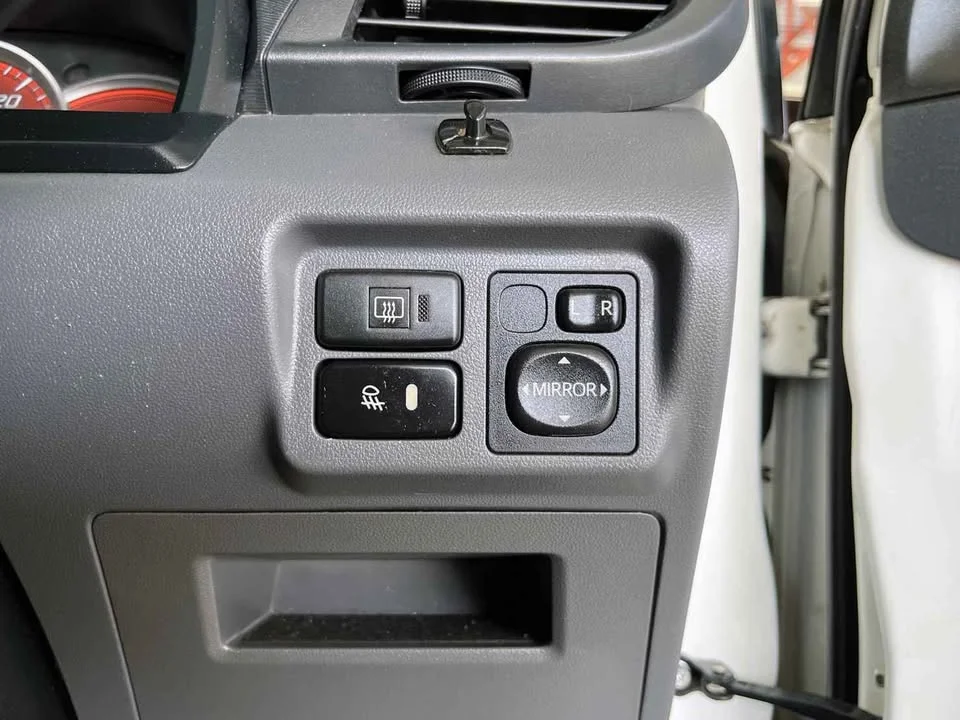 2014 Toyota Avanza II 3