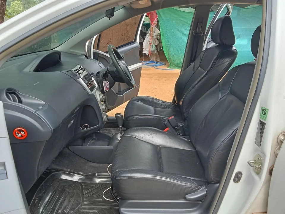 2006 Toyota Yaris II 3