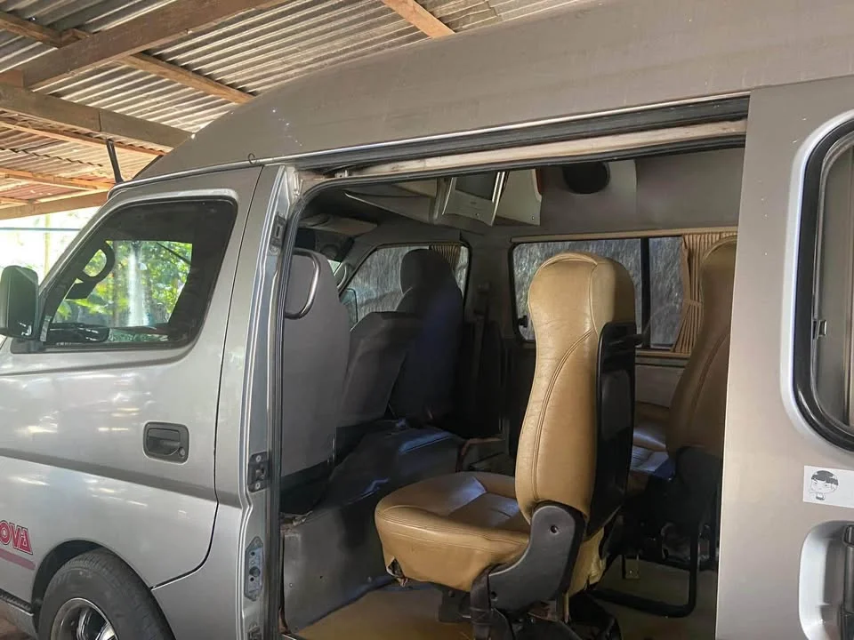 2005 Nissan Urvan V (E25) 2