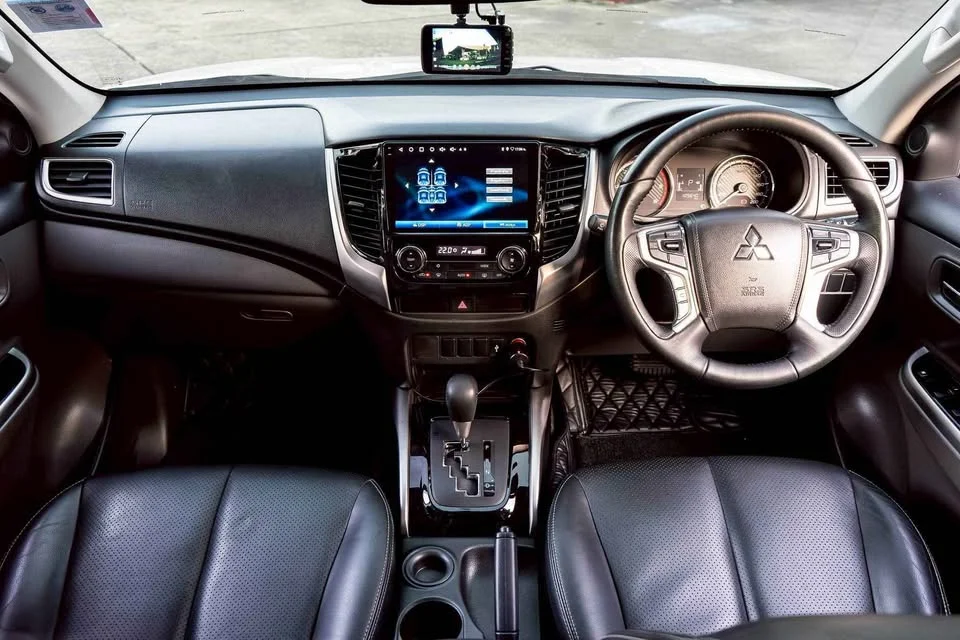 2018 Mitsubishi Triton V 2