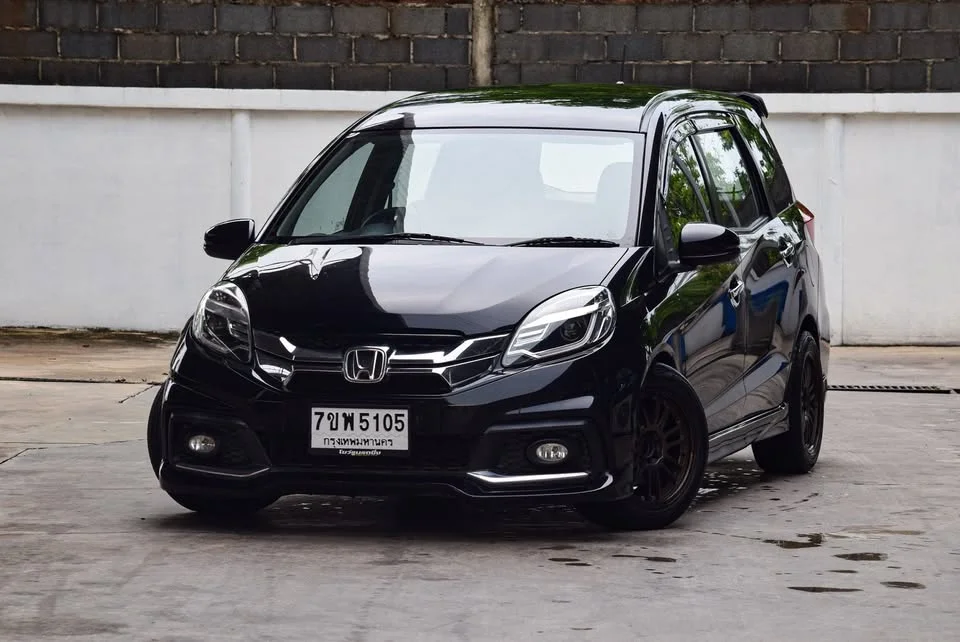 2015 Honda Mobilio II 3