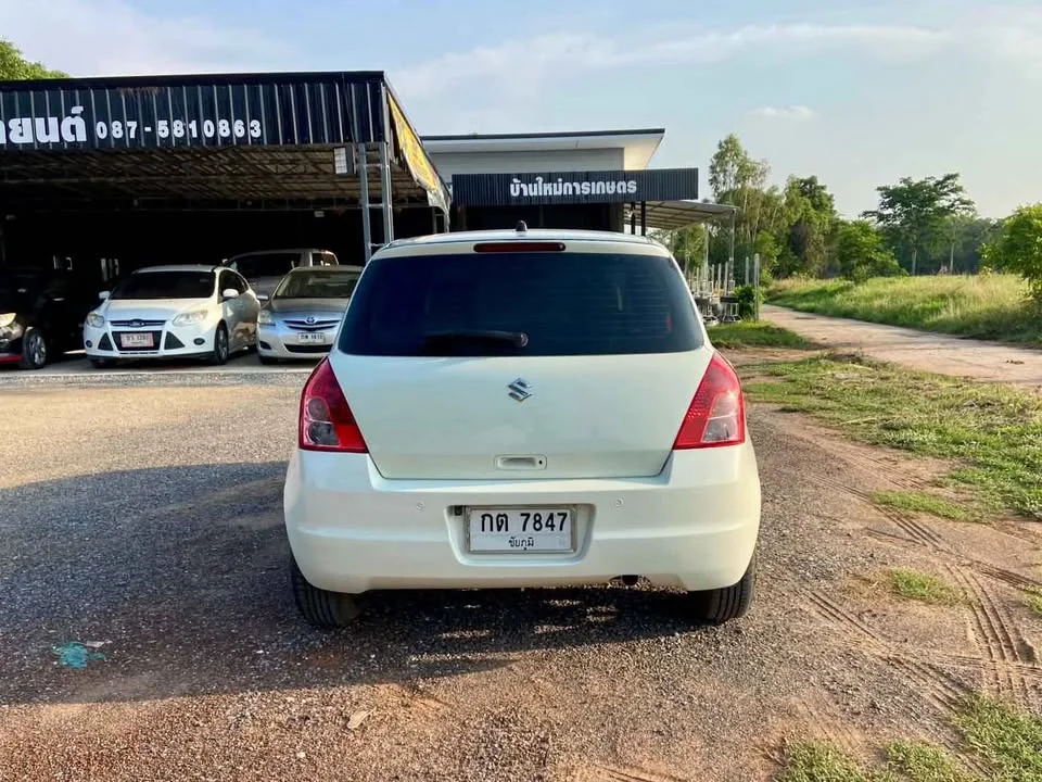 2011 Suzuki Swift I 2