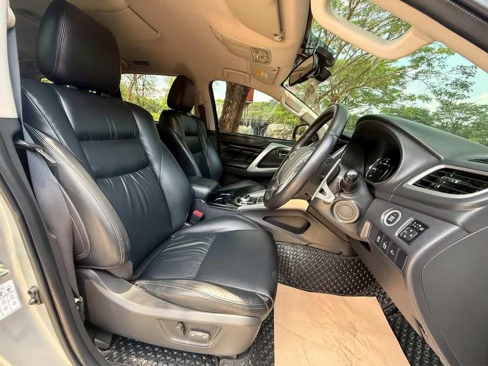 2015 Mitsubishi Pajero Sport III 3
