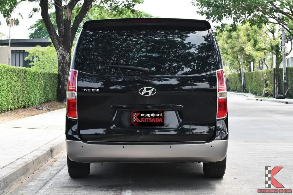 2012 Hyundai H-1 II 2