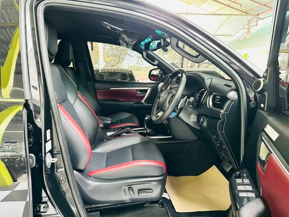 2024 Toyota Fortuner II 3