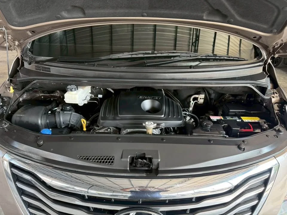 2013 Hyundai H-1 II 3